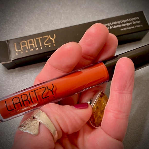 Makeup Bundle : Lips (2) - Picture 6 of 6